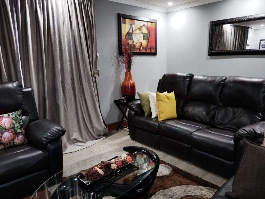 2 Bedroom Property for Sale in Estoire Free State